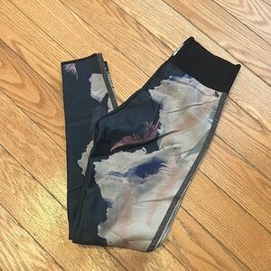 Ultracor Swarovski Element Leggings